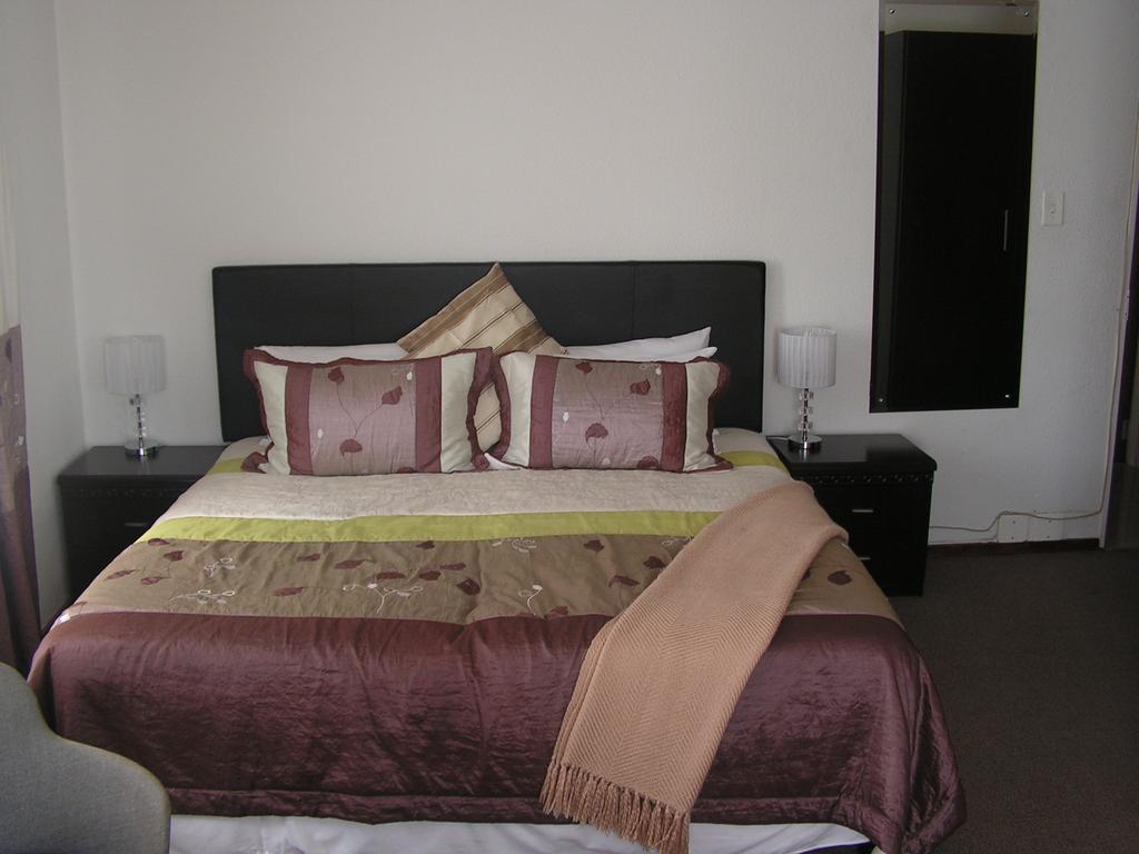 Moshitametsi Guesthouse Κέμπτον Παρκ Δωμάτιο φωτογραφία