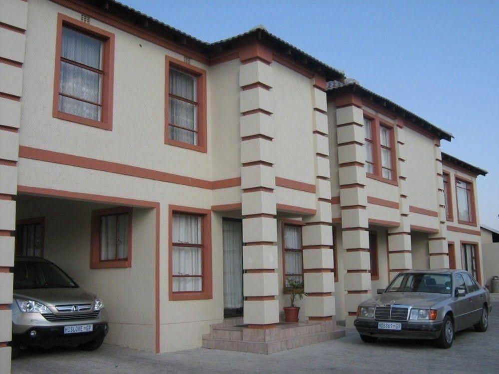 Moshitametsi Guesthouse Κέμπτον Παρκ Εξωτερικό φωτογραφία